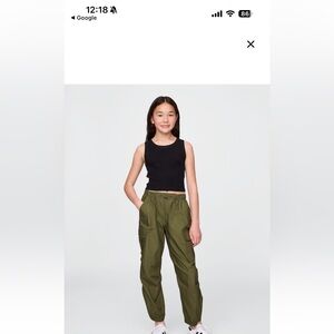 GAP kids Khaki Cargo Pants 100% cotton sz XL /  women’s XS